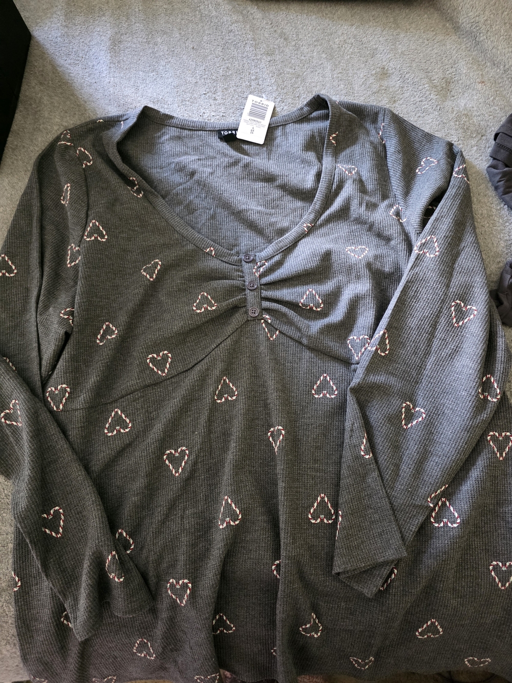 torrid Charcoal V-Neck Long Sleeve Top with Pink Heart Print